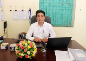 Hiệu Trưởng Đoàn Minh Quang