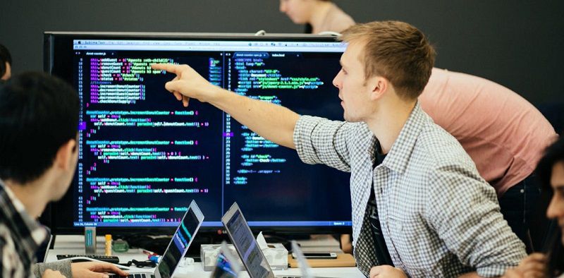 Kỹ sư phần mềm là gì?
